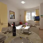 Nada *